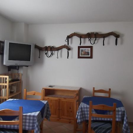 Sentiero Valinis Bed and Breakfast Fanna Eksteriør billede